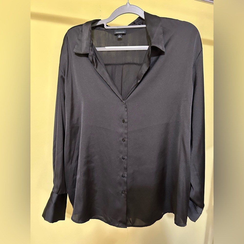 Black Women's Button-Up Satin Blouse